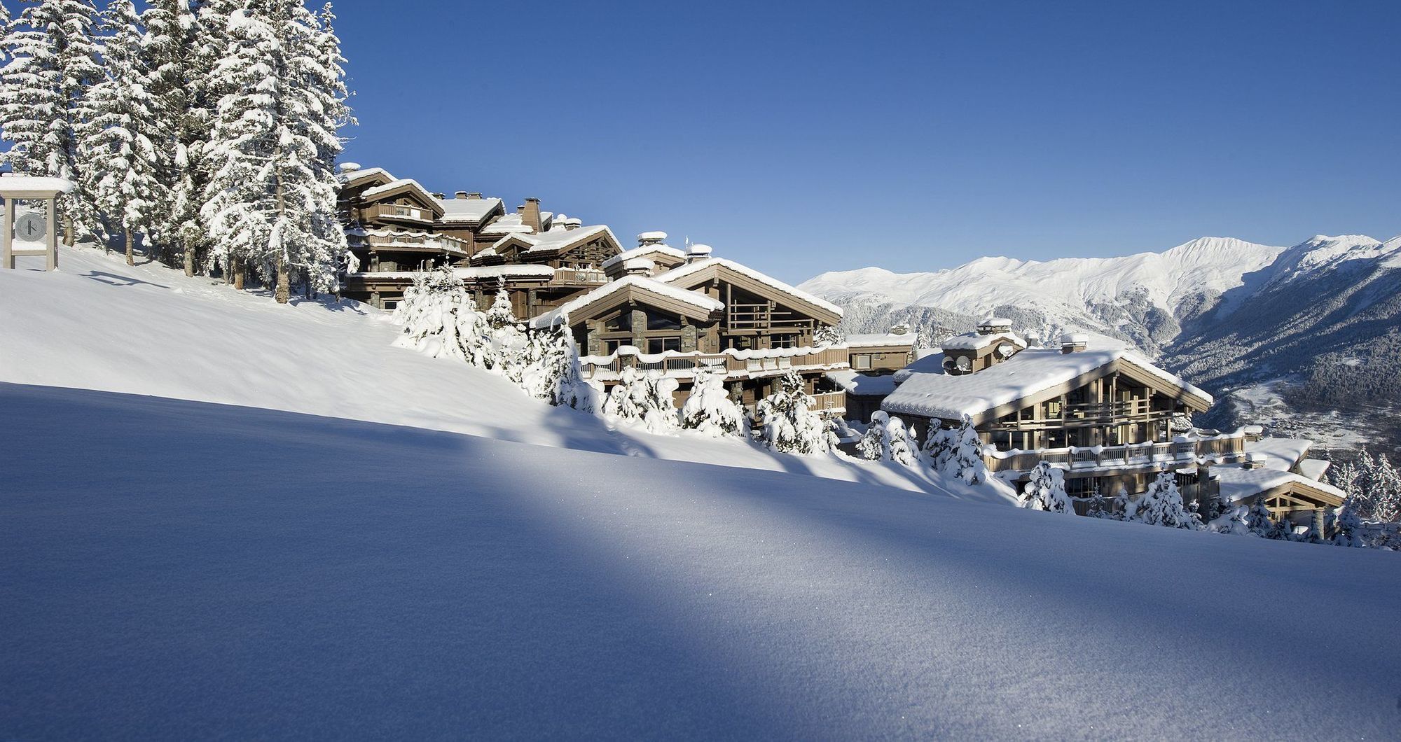 Hotel Le K2 Palace Courchevel Exterior foto