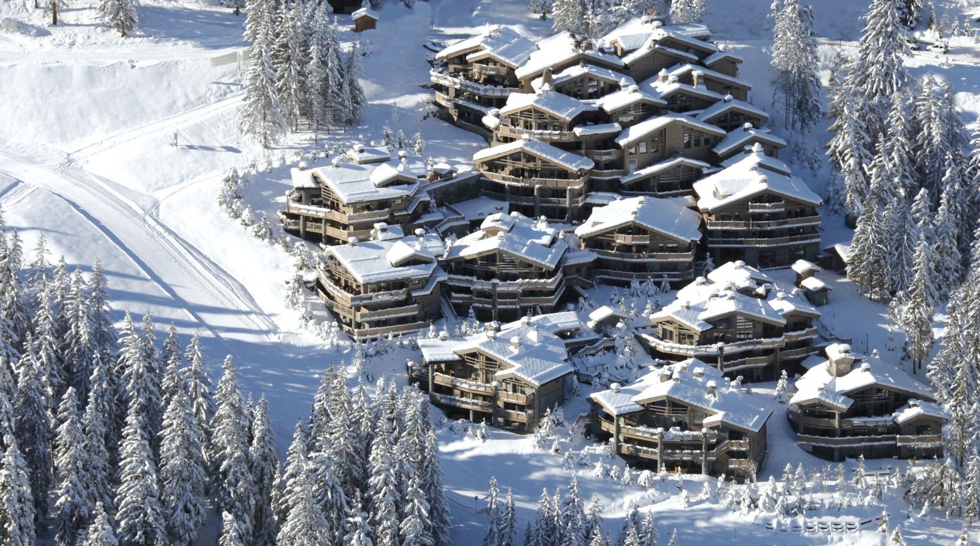 Hotel Le K2 Palace Courchevel Exterior foto