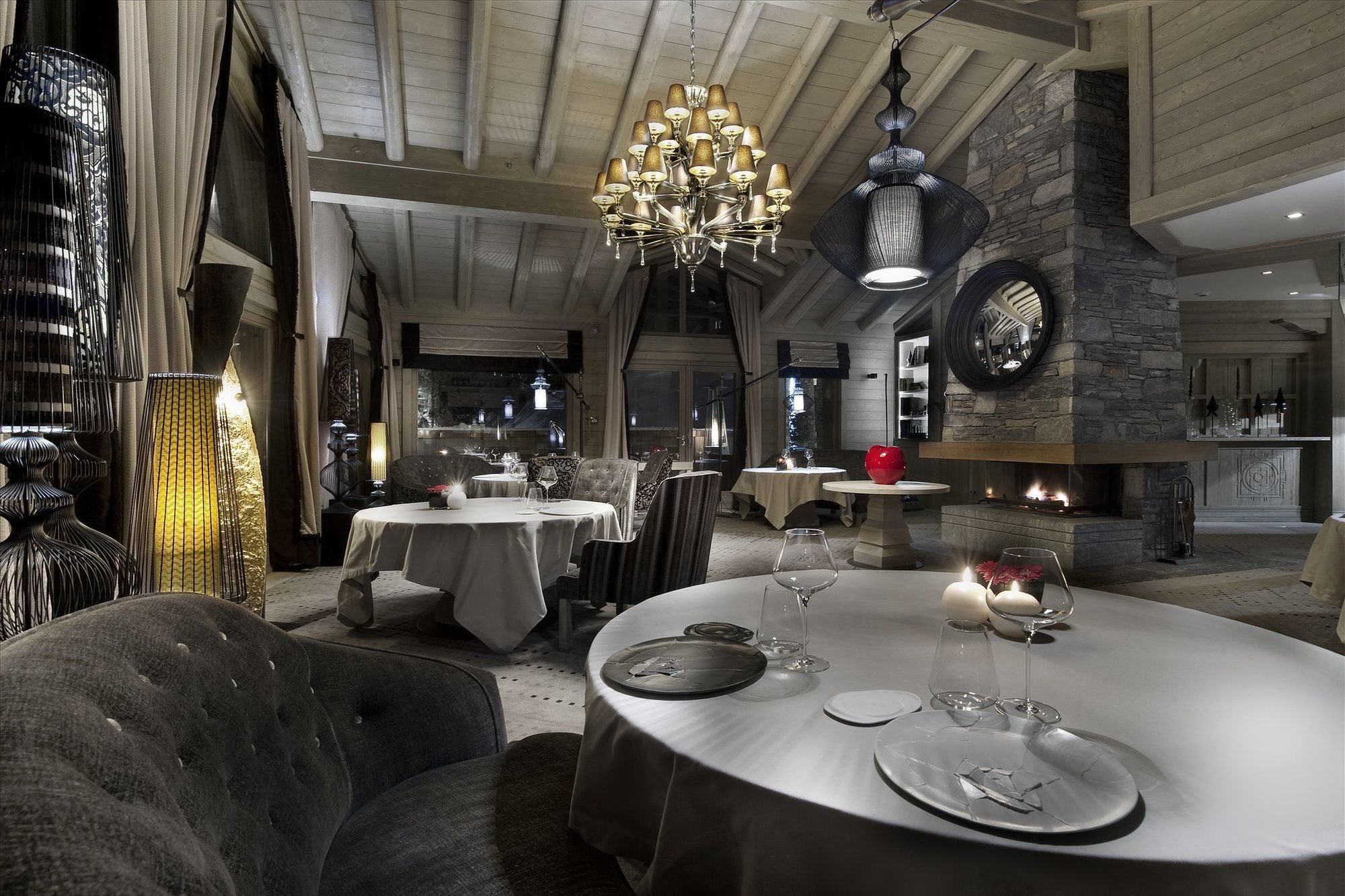 Hotel Le K2 Palace Courchevel Exterior foto