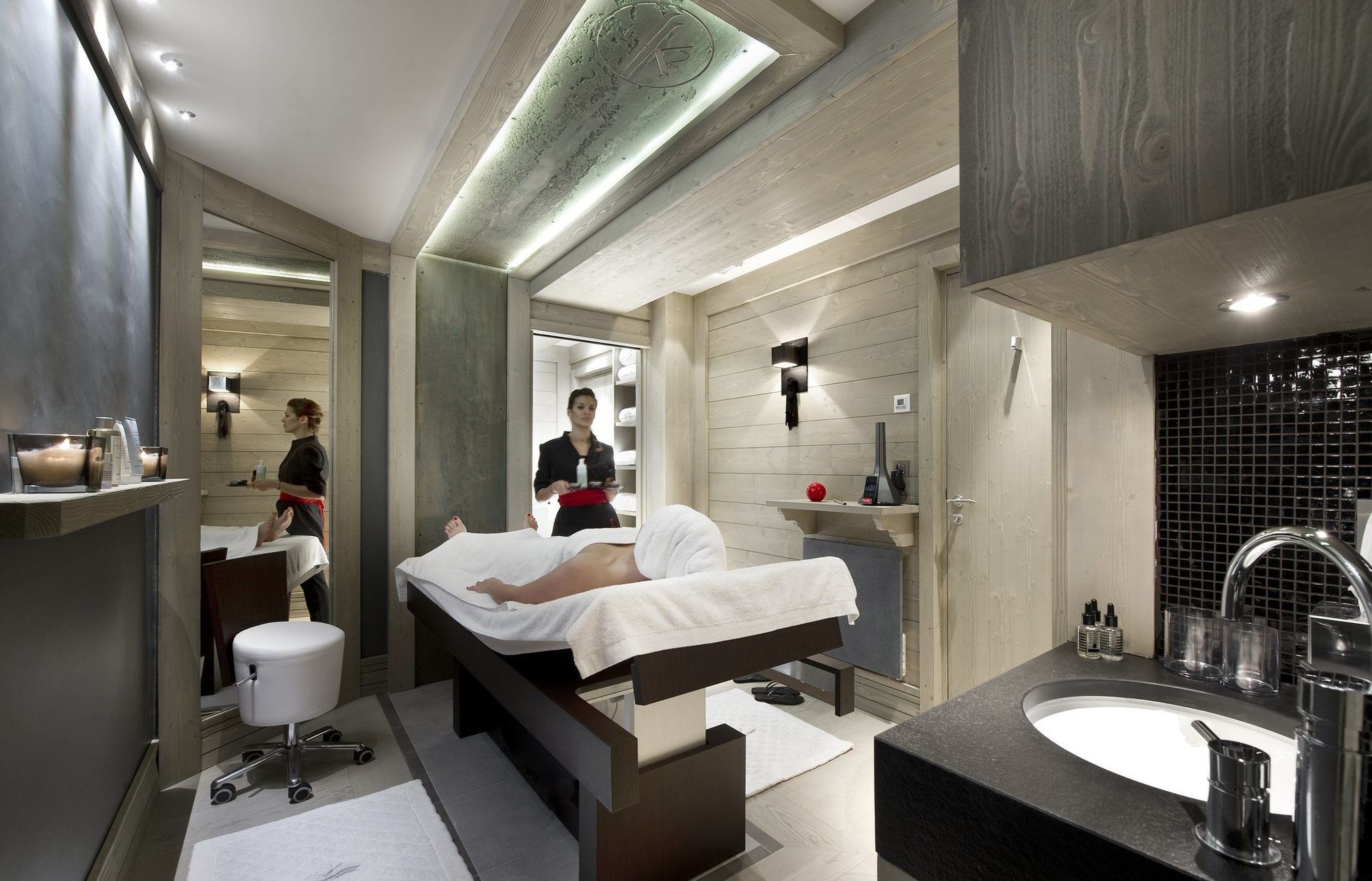 Hotel Le K2 Palace Courchevel Exterior foto